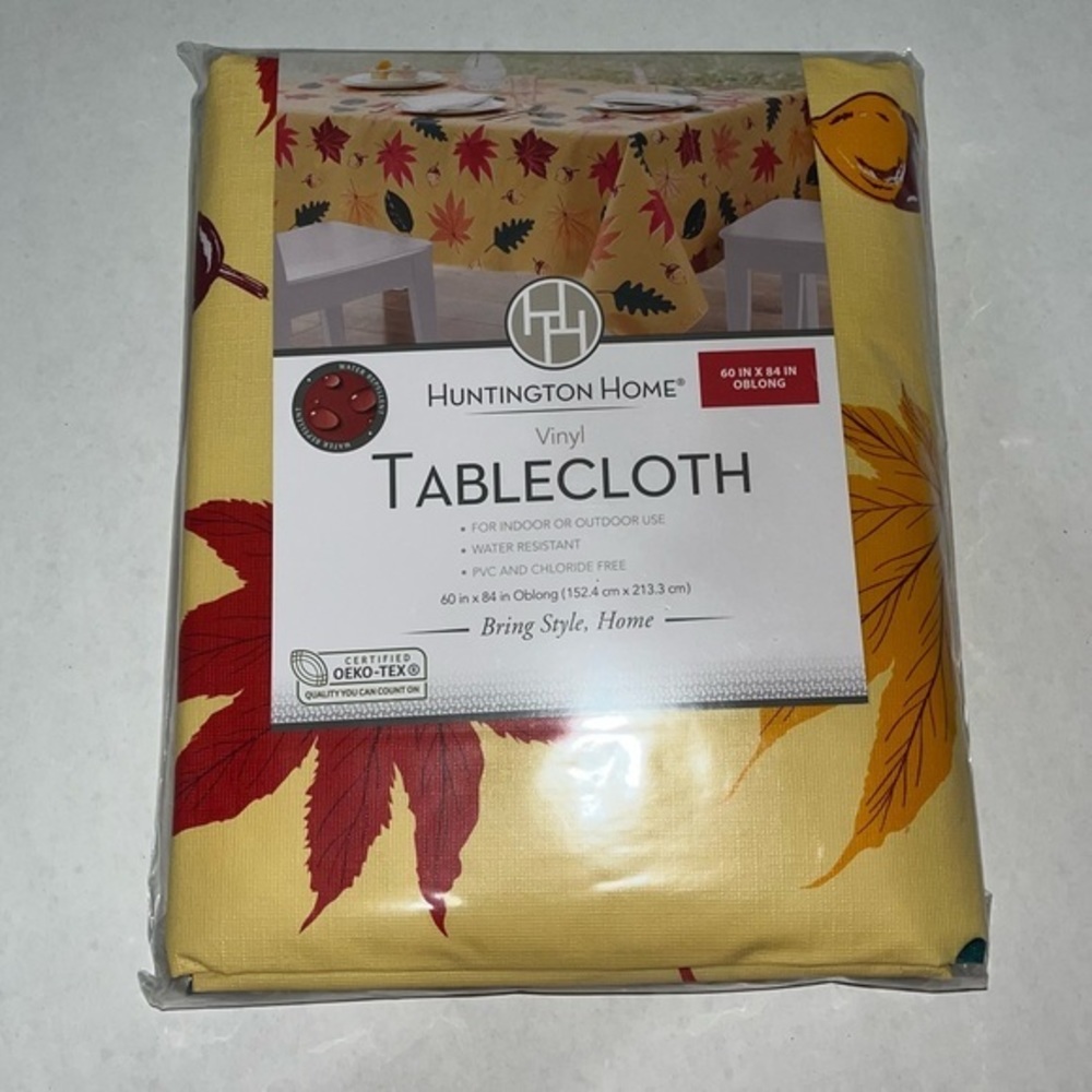 Huntington Home Fall Vinyl Tablecloth 60in x 84 in Oblong‎
